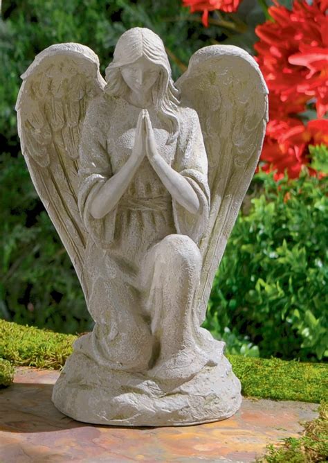 Beautiful Angel Statues for Garden : Angel Sculpture