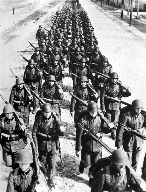 Invasion of Poland (Sept 1, 1939) Summary & Facts