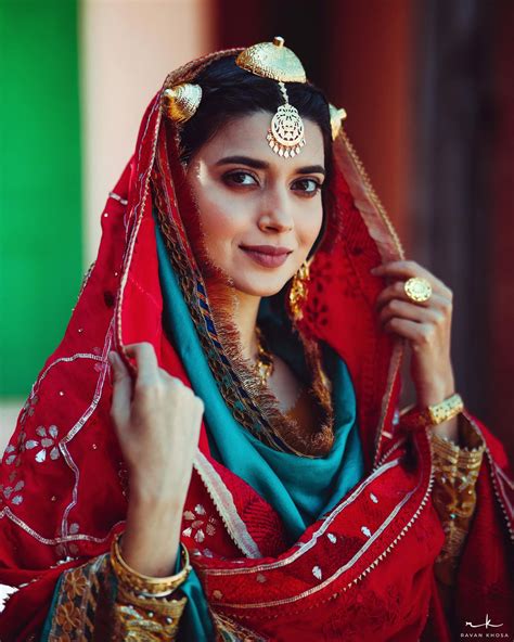 Nimrat Khaira Biography, Wiki, Actress, Husband, Family, Ethnicity & More