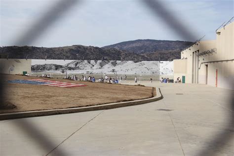 Prisoners at CCI participate in another mural project continuing to ...