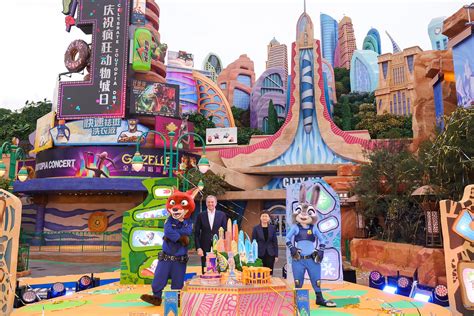 Shanghai Disneyland opens world's first Zootopia land | blooloop