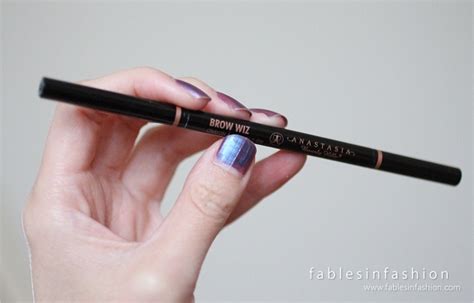 Anastasia Beverly Hills Brow Wiz Review, Swatches and Photos - Fables in Fashion