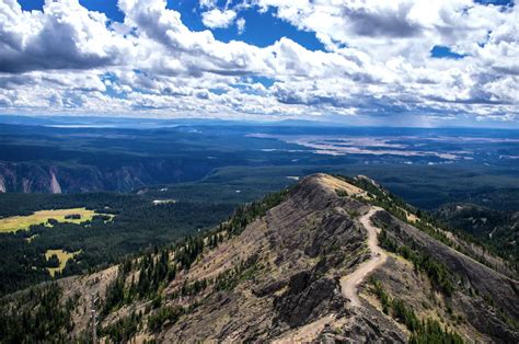 Wyoming Hiking Trails: 9 Great Options, From Easy to Hard