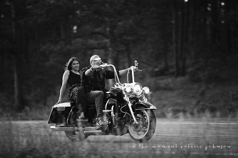 Harley-Davidson | Engagement couple, Photoshoot, Harley davidson