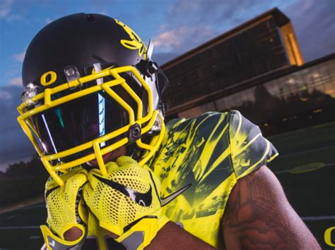 Oregon Ducks unveil new uniforms for Week 2 matchup | NCAA.com