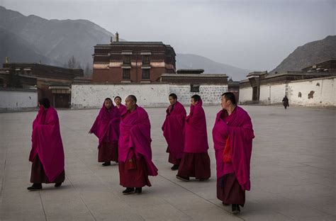 Meet the Tibetan Buddhists of the Yellow Hat Order | TIME