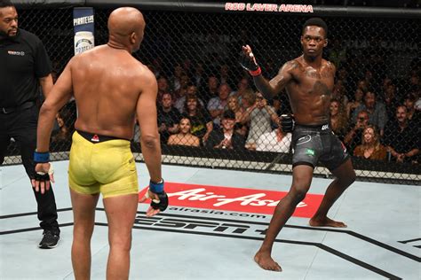 UFC 234 Results: Israel Adesanya Defeats Anderson Silva In A Super Dynamic Fight! (Highlights ...