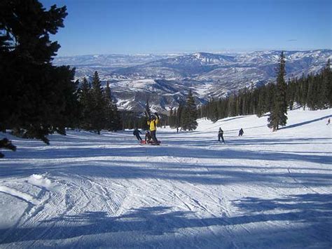 Aspen Snowmass Ski Resort Review