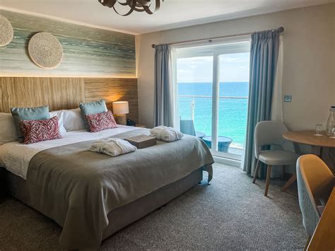 Laid Back Luxury & Fine Dining at Fistral Beach Hotel - The Cornish ...