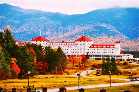 Leaf Peeping at The Omni Mount Washington Resort - Simply Lauren Gray