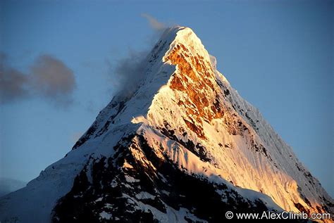 Artesonraju | Montañas, Día de la tierra, Perú