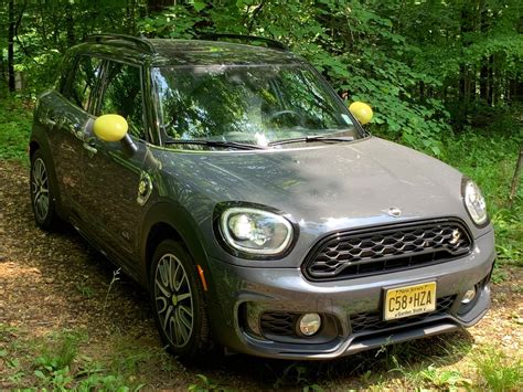 2023 MINI Cooper Countryman Pictures: | U.S. News