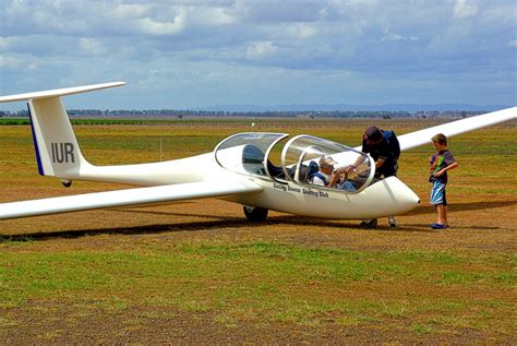 Do planes have keys? - Aircraft Nerds