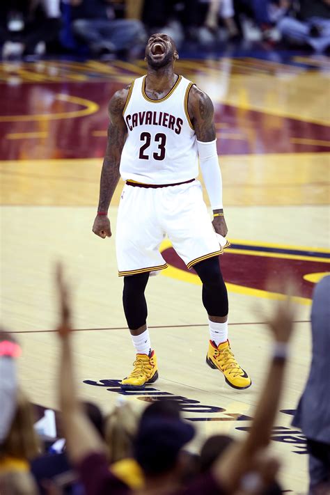 LeBron James dunked so hard he changed the shape of the basketball | For The Win