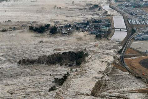 GEOGRAFI: PELAJARAN DARI GEMPA DAN TSUNAMI JEPANG