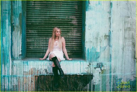 Skyler Chissell Premieres 'I Just Wanna Dance' Music Video on JJJ - Watch Now! | Photo 979588 ...