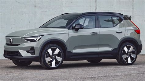 2023 Volvo XC40 Recharge: Choosing the Right Trim - Autotrader