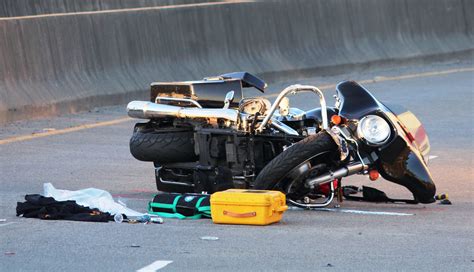 Motorcycle Crash Shuts Down W. Marine View Drive - MYEVERETTNEWS.com