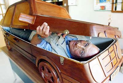 Funny Free Pics: Funny And Weird Coffins