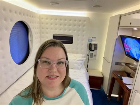 PHOTOS: Inside Small Studio Room for Solo Travelers on Cruise