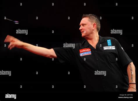 Darts - Ladbrokes.com World Darts Championships - Day Nine - Alexandra ...