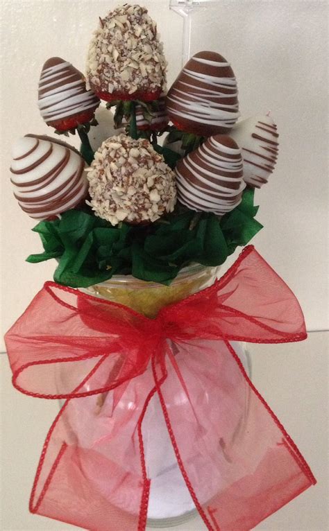 Chocolate Covered Strawberry Valentine's Bouquet | atelier-yuwa.ciao.jp