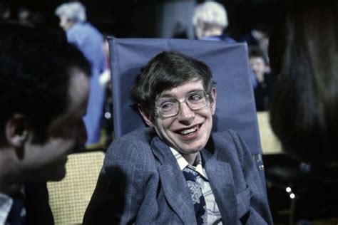 Stephen Hawking’s final paper published, tackles famous paradox | Ars Technica