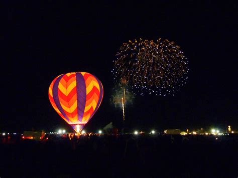 Journeys With Joey: Albuquerque Balloon Fiesta - Night Glow - October 8th