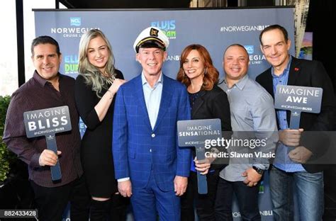 Elvis Duran Cast Photos and Premium High Res Pictures - Getty Images