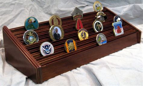 Military Challenge Coin Displays And Holders > Lapel Pins CN