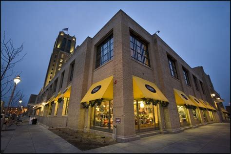 Midtown Global Market, Minneapolis - Google 搜尋 | Minnesota travel, Midwest travel, Minnesota