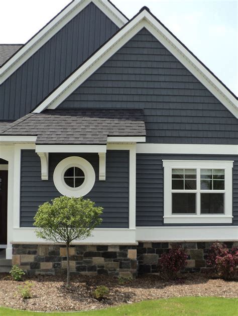 Best Certainteed Vinyl Siding Design Ideas & Remodel Pictures | Houzz