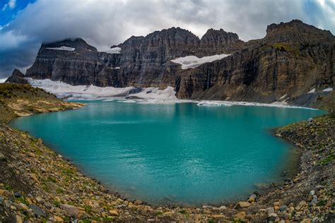 Hiking Grinnell Glacier Trail in Glacier National Park - Travel Caffeine