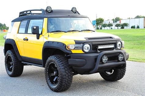 Lifted and Custom Toyota FJ Cruiser For Sale | Toyota fj cruiser ...