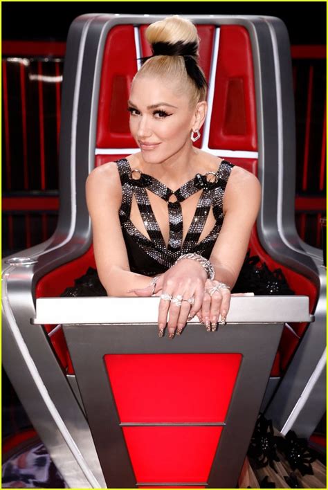 Gwen Stefani Wore Three Cool Outfits for 'The Voice' Live Finale - See ...