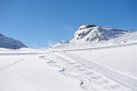 Dachstein Glacier Ski Area