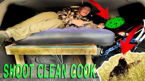 WHAT IS A MYAKKA SKUNK APE?!! SURVIVING THE FLORIDA SWAMPS! ||SHOOT CLEAN COOK|| - YouTube