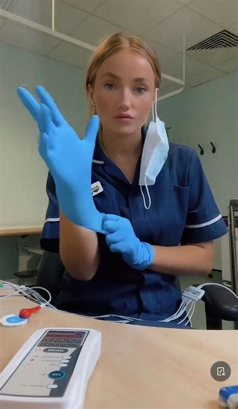 Modern Maternity, Surgical Gloves, Beautiful Nurse, Blue Gloves, Latex Gloves, Nurse Uniform ...