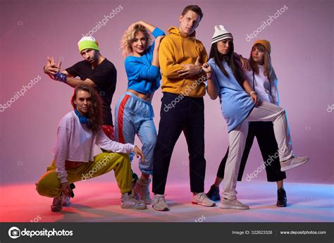 Group of modern hip hop dancers — Stock Photo © ufabizphoto #322623326