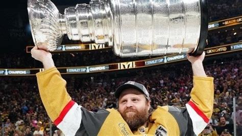 Petition · Phil Kessel, bring the Stanley Cup to Puddler's Hall ...