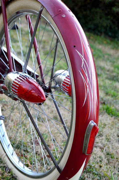 Pin by mary helen olguin on bikes | Vintage bicycles, Vintage bikes, Cruiser bike