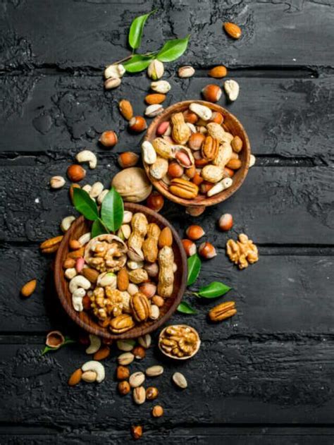 8 Healthy Nuts To Add To Your Weight Loss Diet