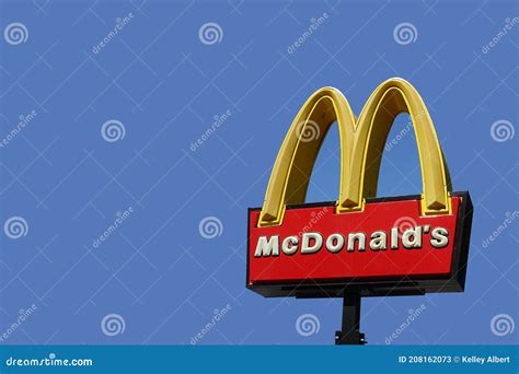 McDonald`s Golden Arches Sign Editorial Photo | CartoonDealer.com ...