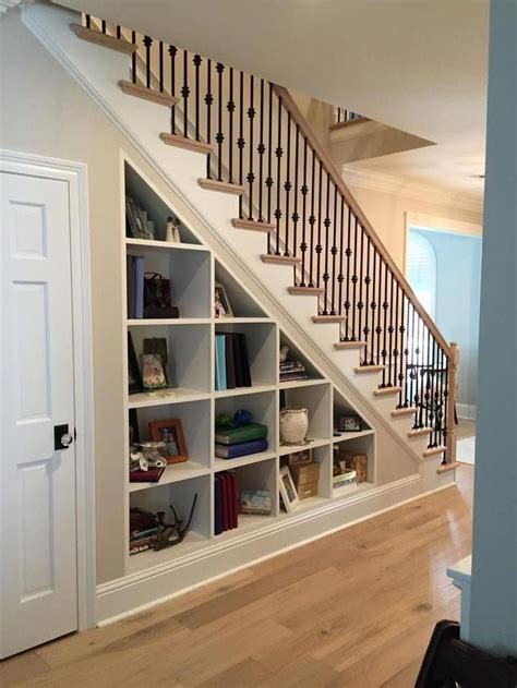 Gorgeous 30+ Catchy Remodel Storage Stairs Design Ideas To Try. #basementremodel Shelves Under ...