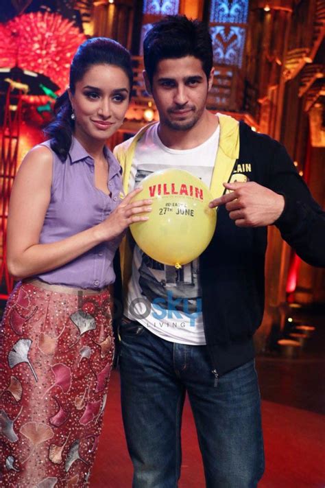 Shraddha Kapoor and Sidharth Malhotra on EKLKBK- Boldsky