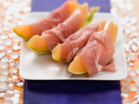 Parma Ham Melon Slices Recipe | EatSmarter