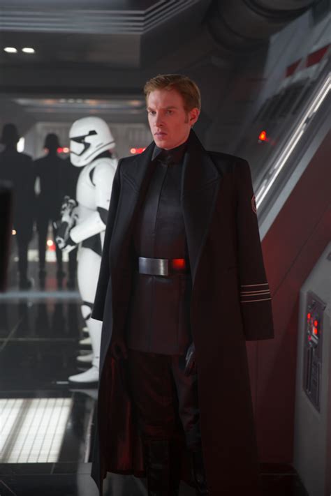 General Hux - Star Wars Guide - IGN