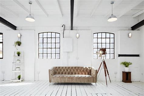 London Studio Apartment Combining Scandinavian and Industrial Design ...