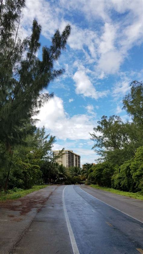 FIU Biscayne Bay Campus - North Miami, FL 33181