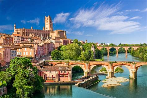 16 Top Tourist Attractions & Things to Do in Toulouse | PlanetWare